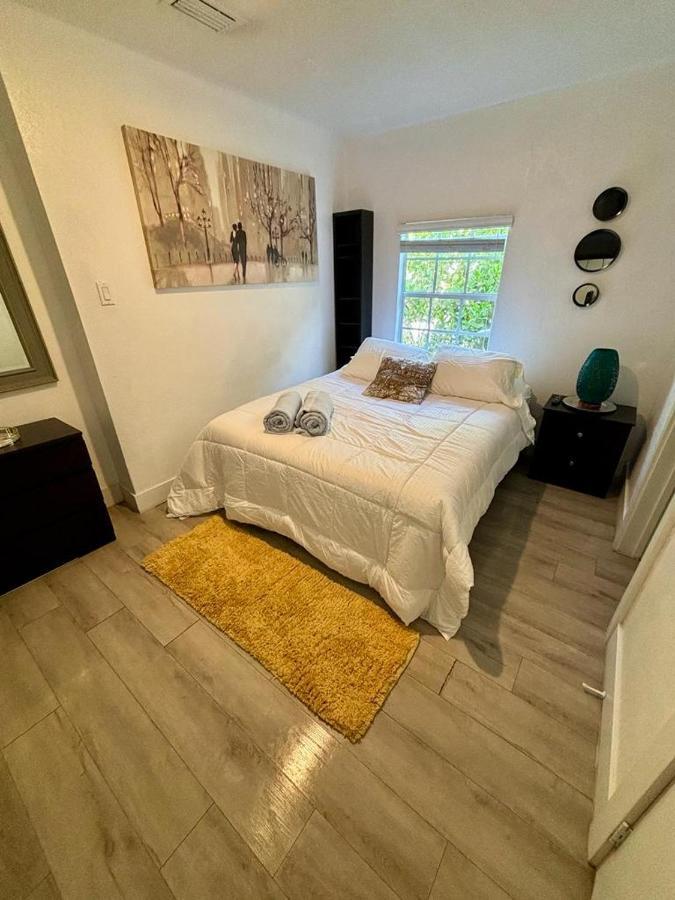 Quiet & Centrally Located House - Private Parking, Laundry And Storage For Luggage Miami Buitenkant foto
