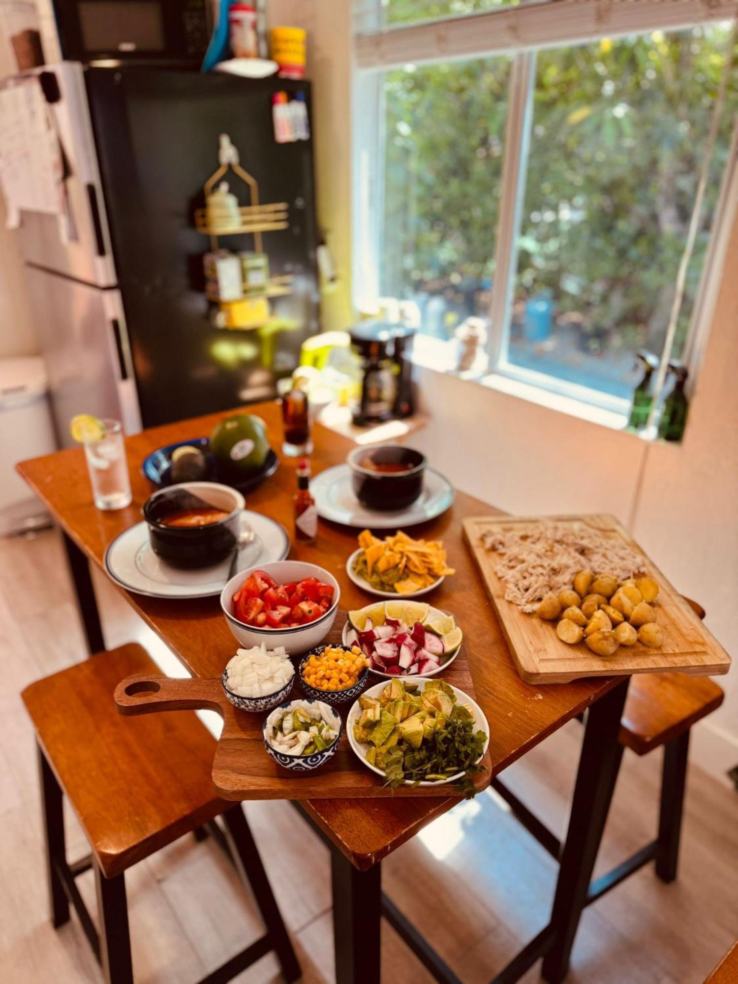 Quiet & Centrally Located House - Private Parking, Laundry And Storage For Luggage Miami Buitenkant foto